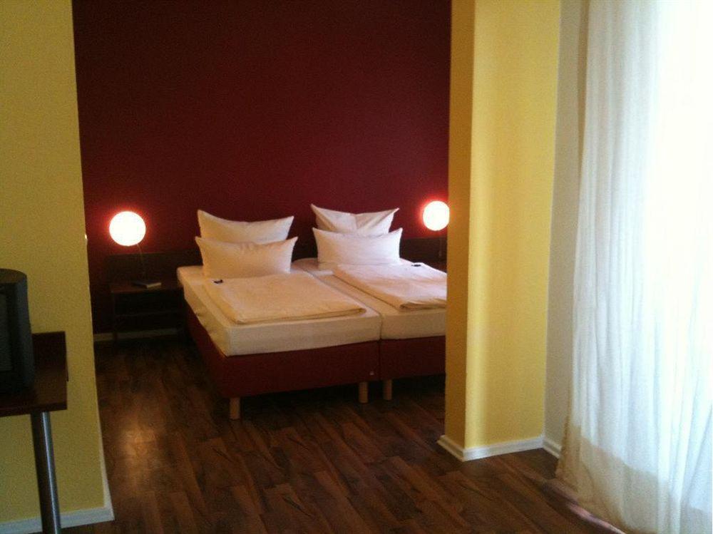 Alecsa Hotel Am Olympiastadion Berlin Dış mekan fotoğraf